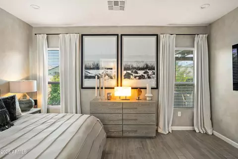 Bedroom - 6029 E Lone Cactus Dr, Phoenix, AZ 85054 photo 1 of 4