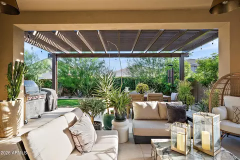 Exterior - 6029 E Lone Cactus Dr, Phoenix, AZ 85054 photo 2 of 6