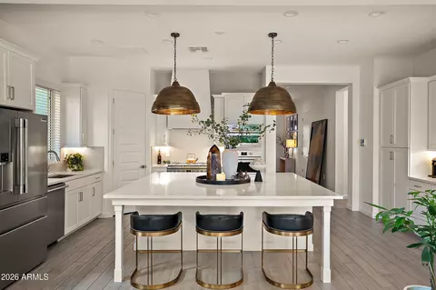 Kitchen - 6029 E Lone Cactus Dr, Phoenix, AZ 85054 photo 1 of 5