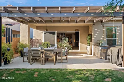 Exterior - 6029 E Lone Cactus Dr, Phoenix, AZ 85054 photo 4 of 6