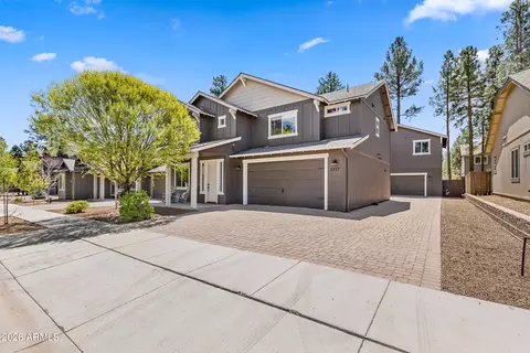 2857 W Alamo Dr, Flagstaff, AZ 86001