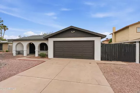 10007 N 48th Dr, Glendale, AZ 85302