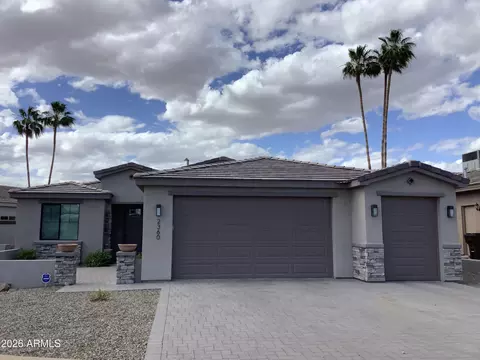 2360 N Nicklaus Dr, Mesa, AZ 85215
