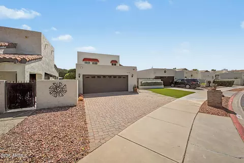 Exterior - 11421 N 30th Ave, Phoenix, AZ 85029 photo 4 of 14