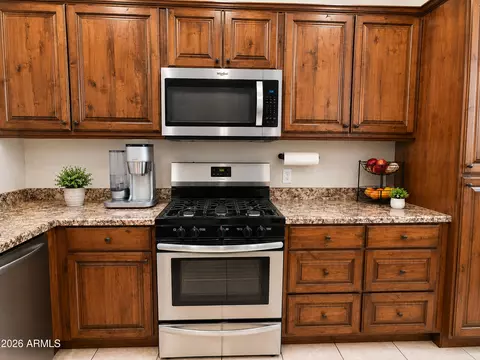 16118 W Lincoln St, Goodyear, AZ 85338