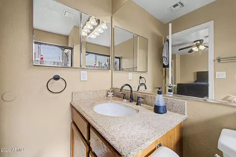 Bath - 854 N Hillridge --, Mesa, AZ 85207 photo 2 of 3