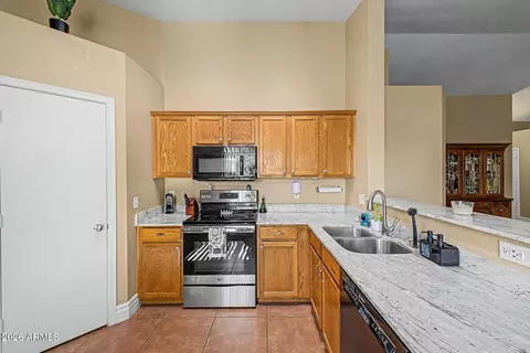 Kitchen - 854 N Hillridge --, Mesa, AZ 85207 photo 2 of 5