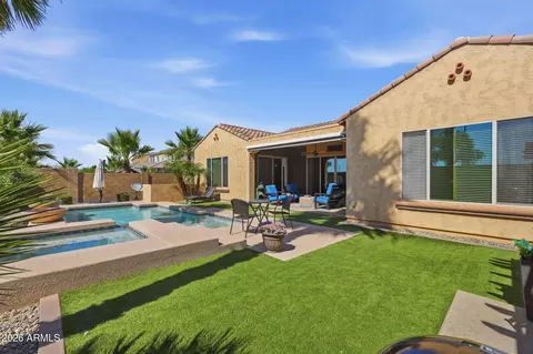 Exterior - 5022 S Seton Ave, Gilbert, AZ 85298 photo 9 of 18