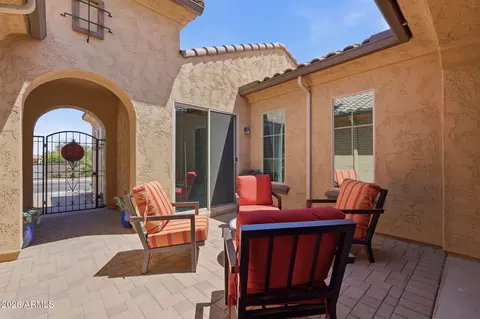 Exterior - 5022 S Seton Ave, Gilbert, AZ 85298 photo 5 of 18