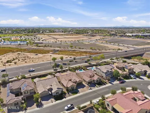 View/Area - 5022 S Seton Ave, Gilbert, AZ 85298 photo 5 of 12
