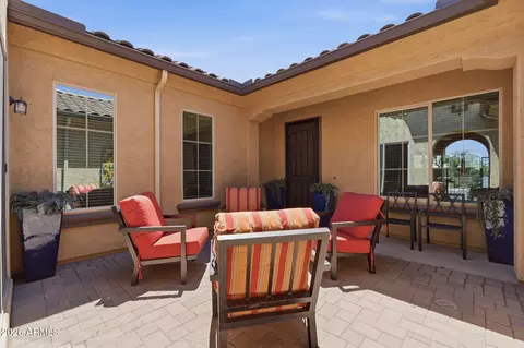 Exterior - 5022 S Seton Ave, Gilbert, AZ 85298 photo 7 of 18