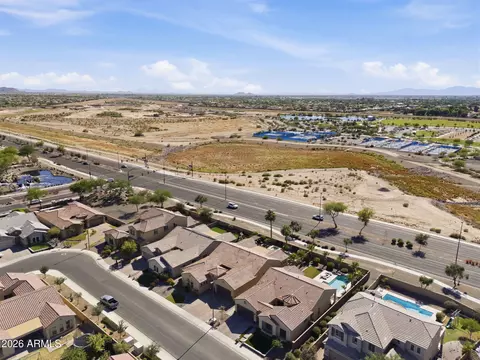 View/Area - 5022 S Seton Ave, Gilbert, AZ 85298 photo 6 of 12