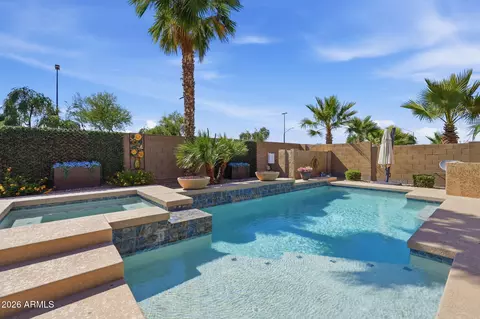 Exterior - 5022 S Seton Ave, Gilbert, AZ 85298 photo 10 of 18
