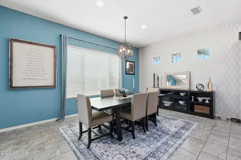 Dining - 5022 S Seton Ave, Gilbert, AZ 85298 photo 3 of 4