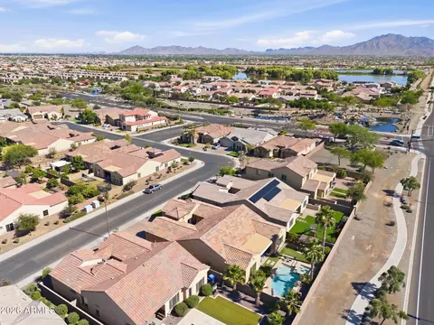 View/Area - 5022 S Seton Ave, Gilbert, AZ 85298 photo 3 of 12