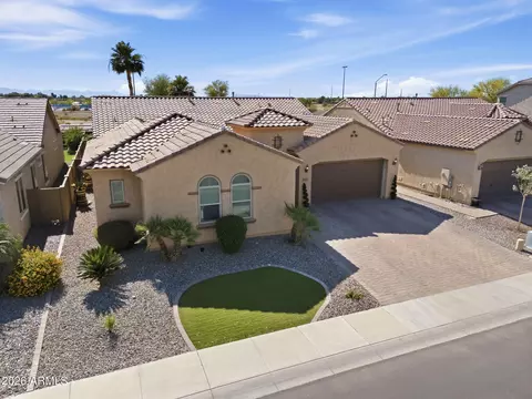 5022 S Seton Ave, Gilbert, AZ 85298