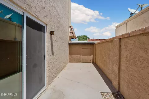 Exterior - 1320 E Bethany Home Rd #102, Phoenix, AZ 85014 photo 9 of 13