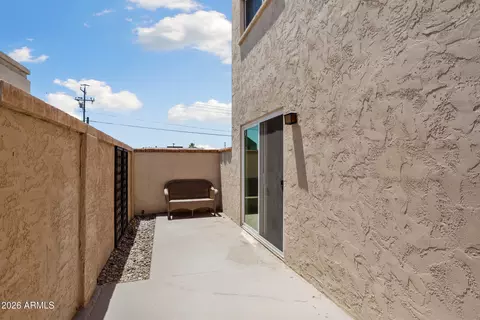 Exterior - 1320 E Bethany Home Rd #102, Phoenix, AZ 85014 photo 10 of 13