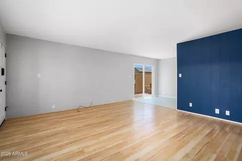 Living - 1320 E Bethany Home Rd #102, Phoenix, AZ 85014 photo 4 of 4