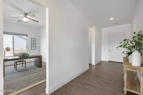 Entry Way - 825 E Perdido Way, Phoenix, AZ 85086 photo 2 of 8