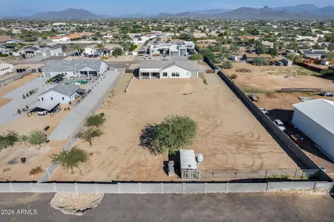 View/Area - 825 E Perdido Way, Phoenix, AZ 85086 photo 2 of 5