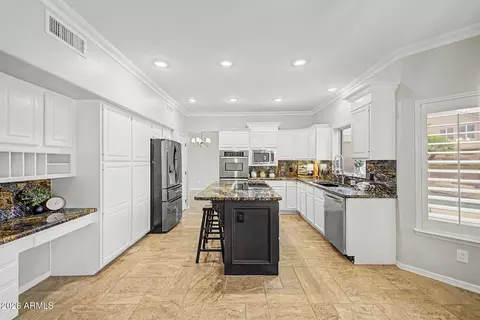 Kitchen - 2919 E Fox St, Mesa, AZ 85213 photo 5 of 5