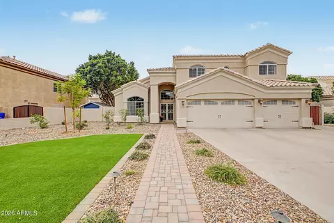 2919 E Fox St, Mesa, AZ 85213