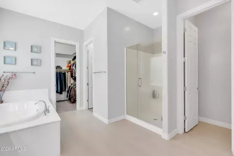 Bath - 3353 E Aster Dr, Chandler, AZ 85286 photo 1 of 3