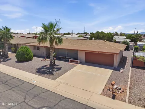View/Area - 6449 E Des Moines St, Mesa, AZ 85205 photo 1 of 5