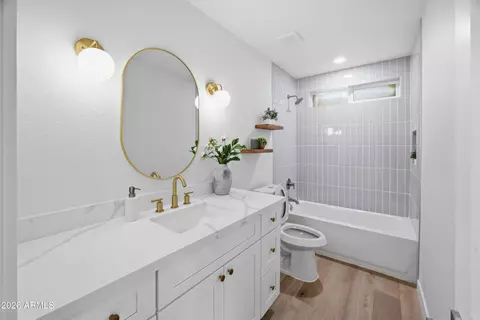 Bath - 4316 E Grove St, Phoenix, AZ 85040 photo 1 of 2