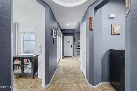 Entry Way - 435 N Ranger Trl, Gilbert, AZ 85234 photo 2 of 3