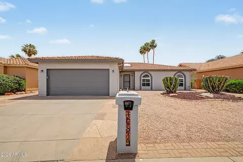 10819 E Twilight Dr, Sun Lakes, AZ 85248