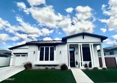 6675 S Giralda Ave, Gilbert, AZ 85298