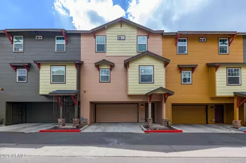 2451 W Pikes Peak Dr, Flagstaff, AZ 86001