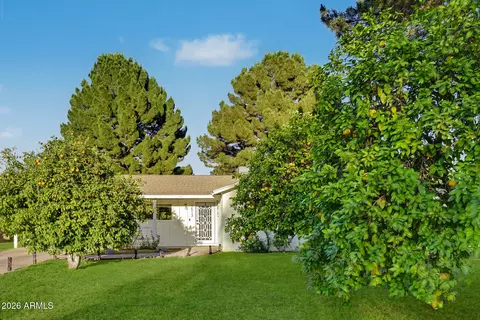 Exterior - 7513 N 18th Ave, Phoenix, AZ 85021 photo 5 of 9
