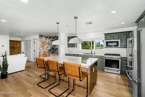 Kitchen - 7513 N 18th Ave, Phoenix, AZ 85021 photo 2 of 4