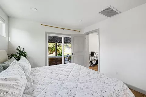 Bedroom - 7513 N 18th Ave, Phoenix, AZ 85021 photo 2 of 5