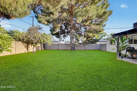 Exterior - 7513 N 18th Ave, Phoenix, AZ 85021 photo 9 of 9