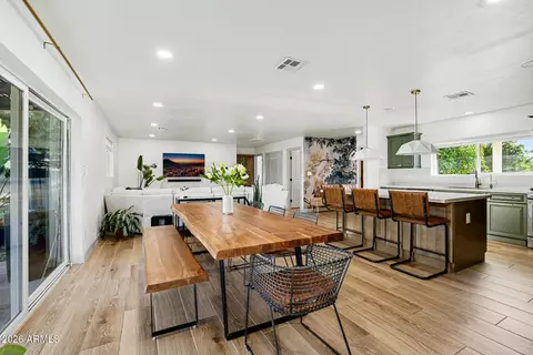 Dining - 7513 N 18th Ave, Phoenix, AZ 85021 photo 1 of 3
