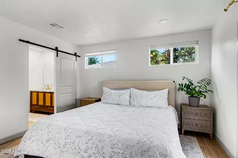 Bedroom - 7513 N 18th Ave, Phoenix, AZ 85021 photo 1 of 5
