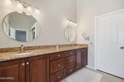 Bath - 2748 E Verbena Dr, Phoenix, AZ 85048 photo 1 of 2