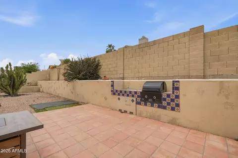 Exterior - 2748 E Verbena Dr, Phoenix, AZ 85048 photo 2 of 2