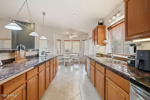 Kitchen - 2748 E Verbena Dr, Phoenix, AZ 85048 photo 1 of 5