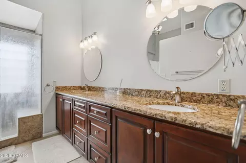 Bath - 2748 E Verbena Dr, Phoenix, AZ 85048 photo 2 of 2