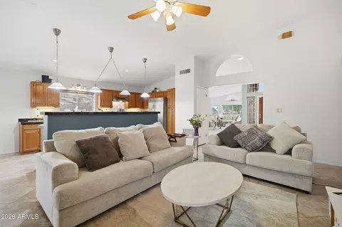 Living - 2748 E Verbena Dr, Phoenix, AZ 85048 photo 2 of 4