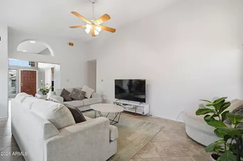 Living - 2748 E Verbena Dr, Phoenix, AZ 85048 photo 3 of 4