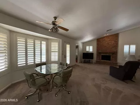 685 E Linda Ln, Gilbert, AZ 85234 photo 9