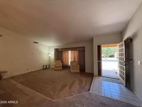 685 E Linda Ln, Gilbert, AZ 85234 photo 3