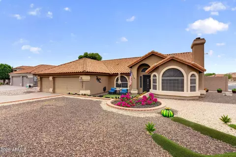 3242 N Ricardo Cir, Mesa, AZ 85215