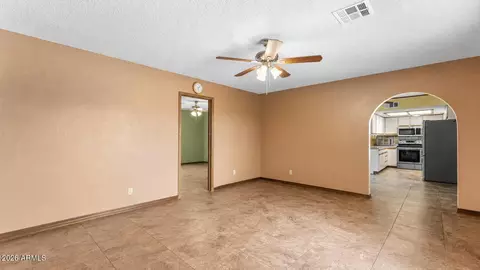 Living - 5315 E Mckellips Blvd, Apache Junction, AZ 85119 photo 3 of 4